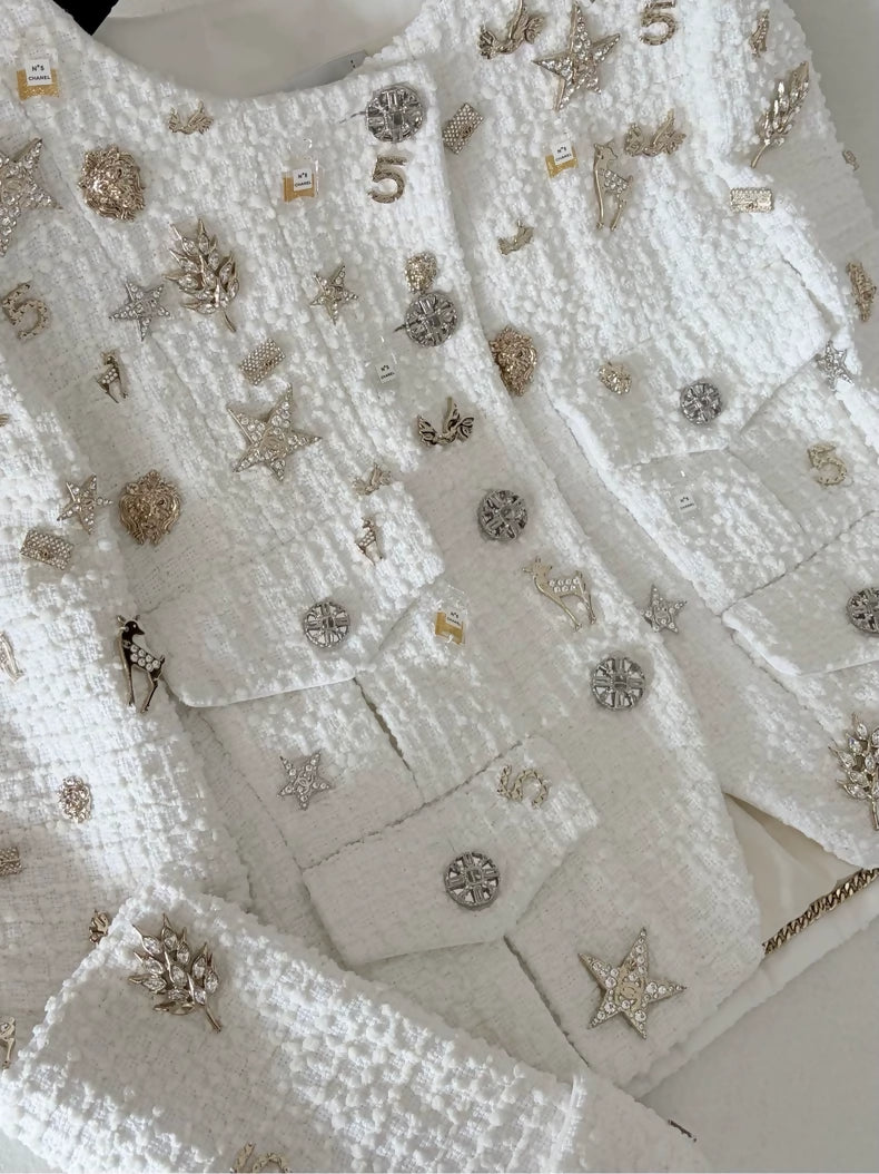 Chanel 22C White All-Over gold charms Jacket