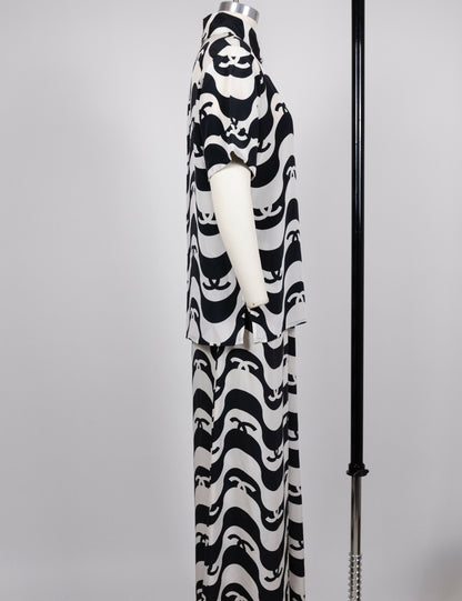 Chanel 2021 Spring/Summer Black and White Wave Set
