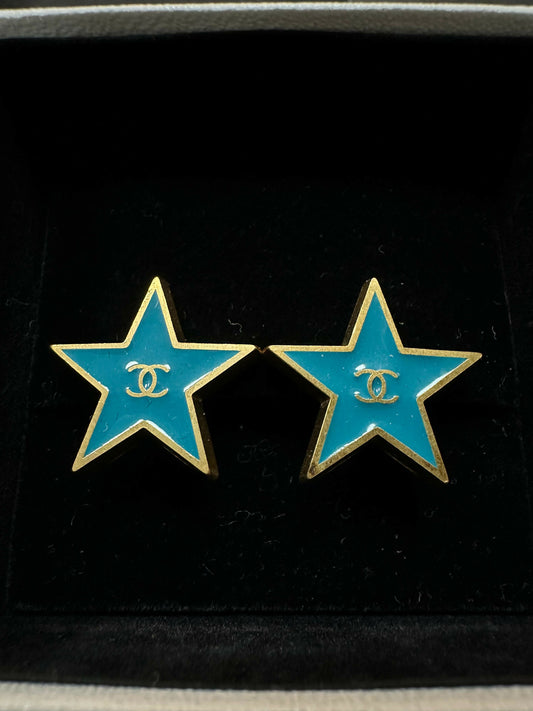 Chanel Vintage 01P Metal Blue Star Shape CC Clip-on Earrings