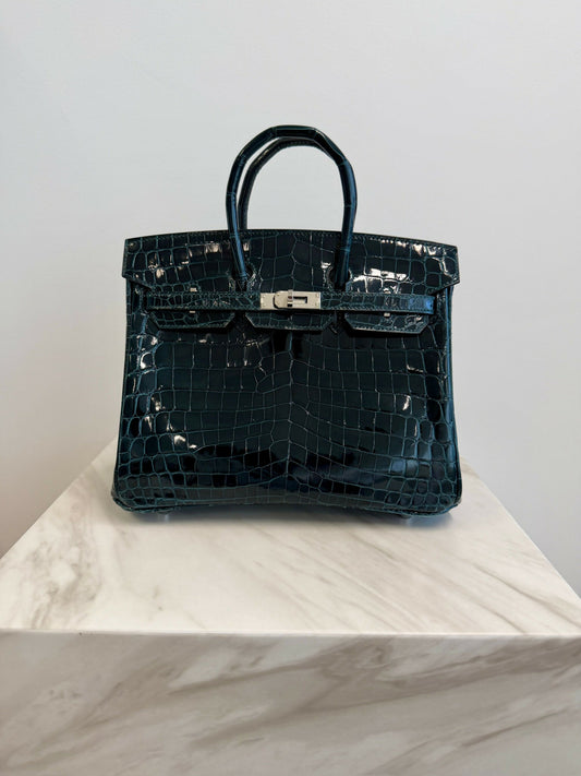 Hermès Birkin 25 Vert Cypress Shiny Niloticus Crocodile PHW B 2023