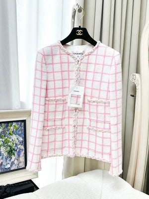 Chanel 23C Pink and white tweed jacket