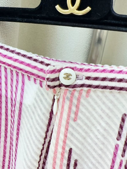 Chanel 23B pink & white skirt