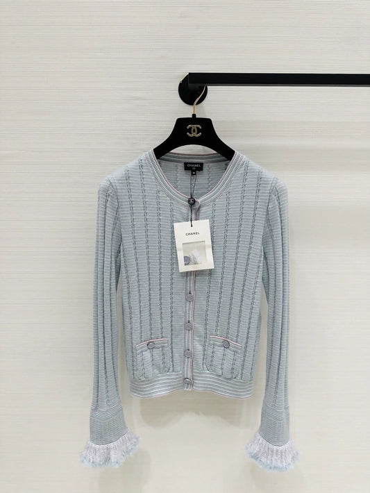 Chanel 25b blue knit cardigan