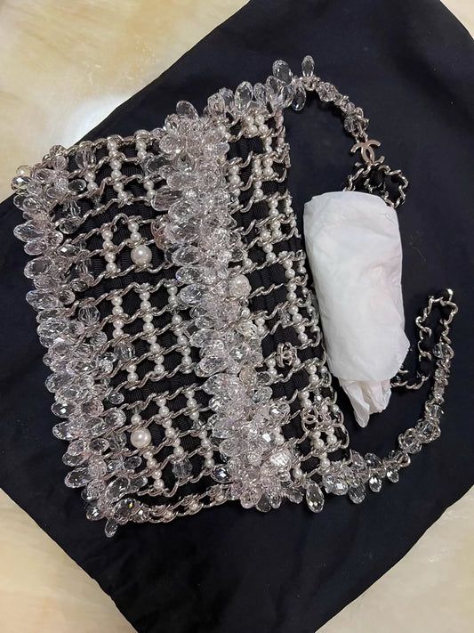 Chanel 19K Black and white tweed chain clutch bag
