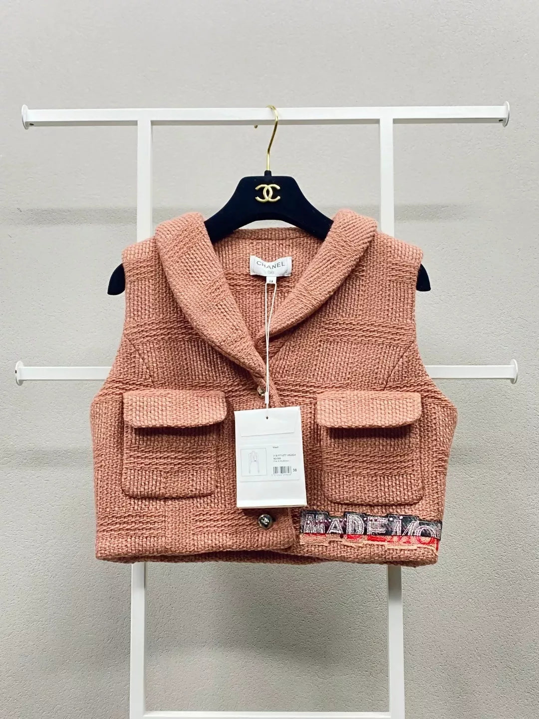 Chanel 21b pink tweed vest