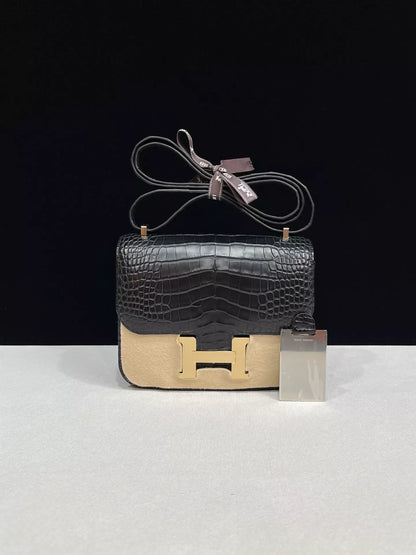 Hermes Constance 19 black matte alligator leather light gold hardware