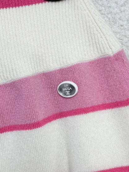 Chanel 19C Pink and White Knit Skirt