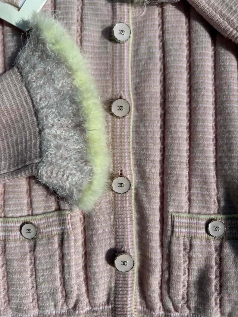 Chanel 25B pink knit set cardigan & skirt