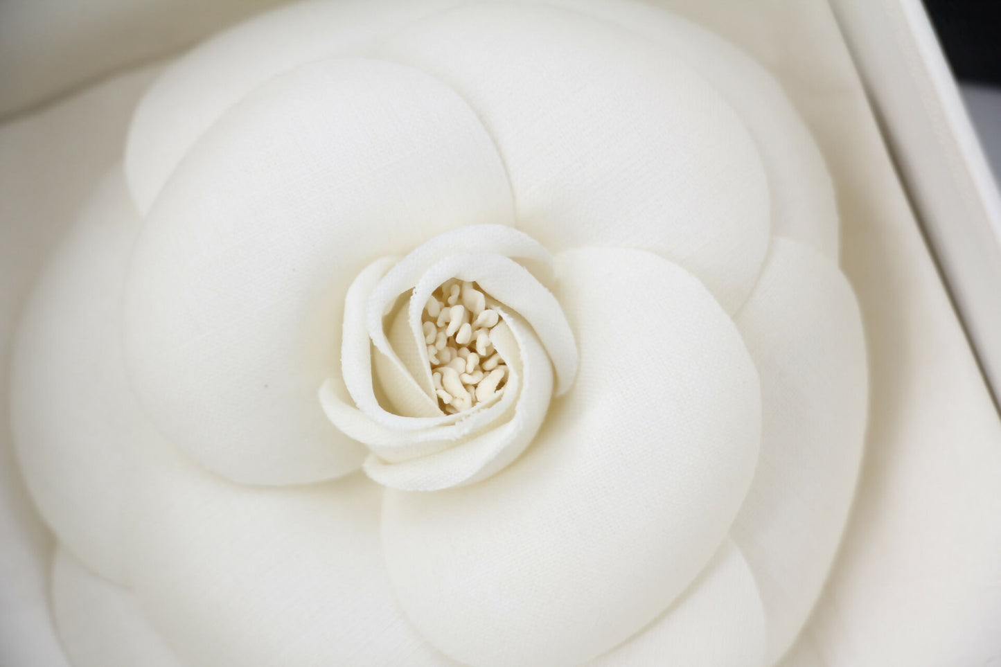 Chanel Vintage 81-85 White Silk Camellia Brooch