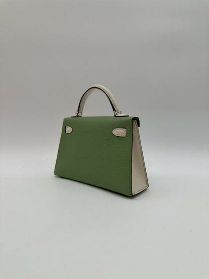 Hermès Kelly 20 HSS Vert Criquet / Nata Chèvre PHW B 2024