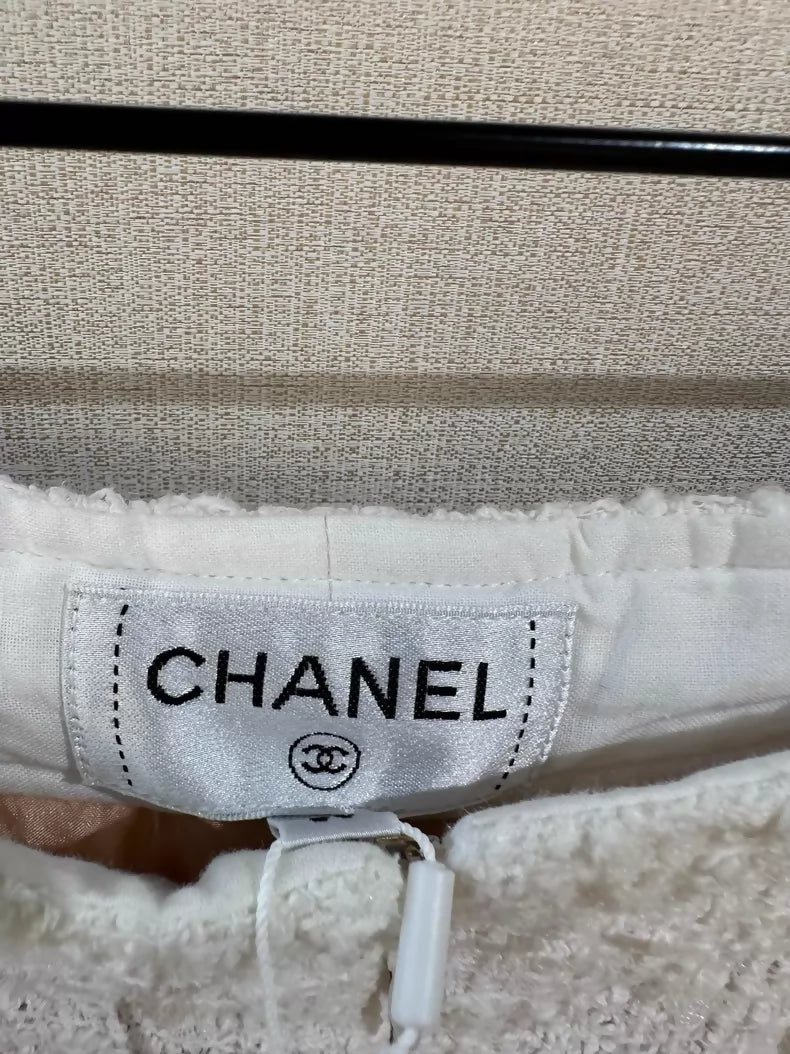 Chanel 21S White Tweed Wide-Leg Trousers