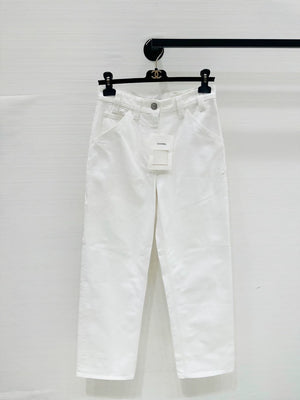 Chanel 26P white jeans, F34