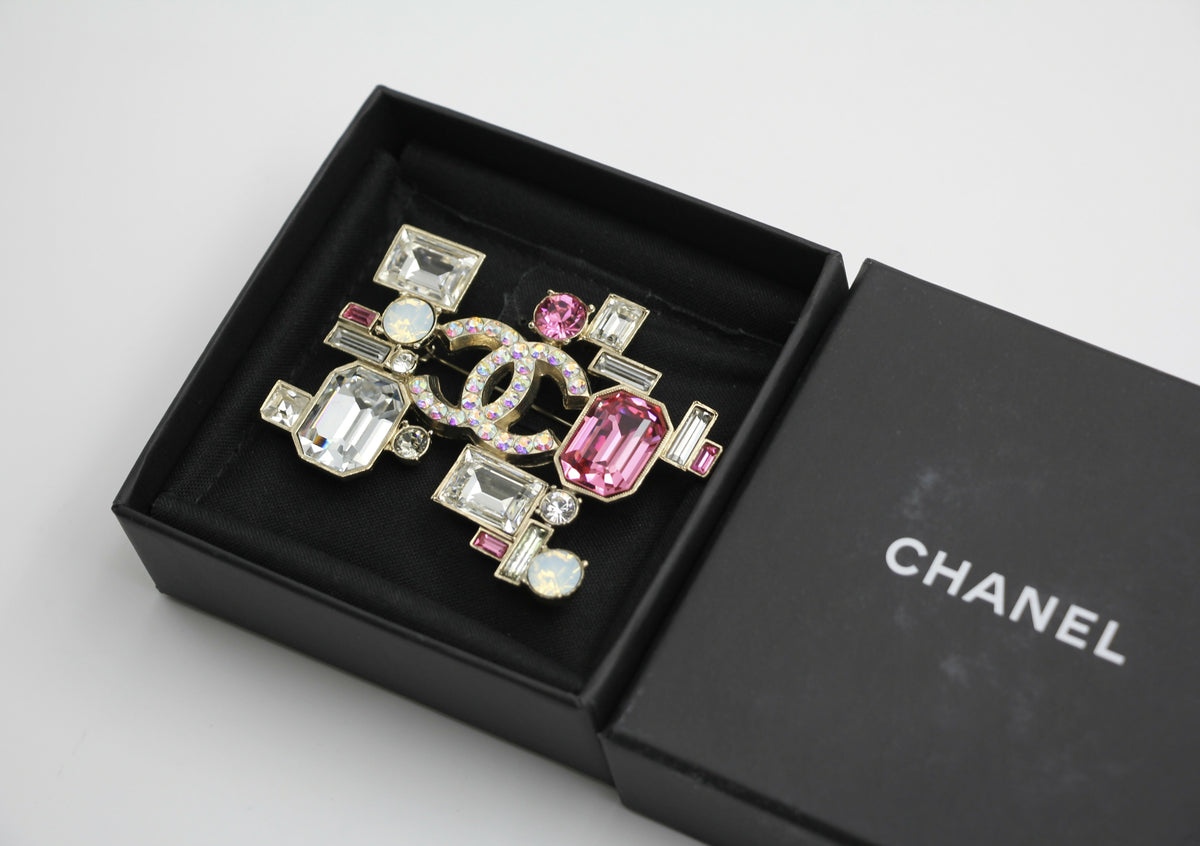 Chanel Vintage 05P Coloured Rhinestones Pink Brooch