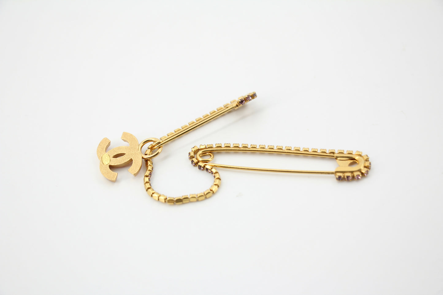Chanel Vintage 02P Rhinestone Pink Gold-Plated Double Safety Pins Brooch