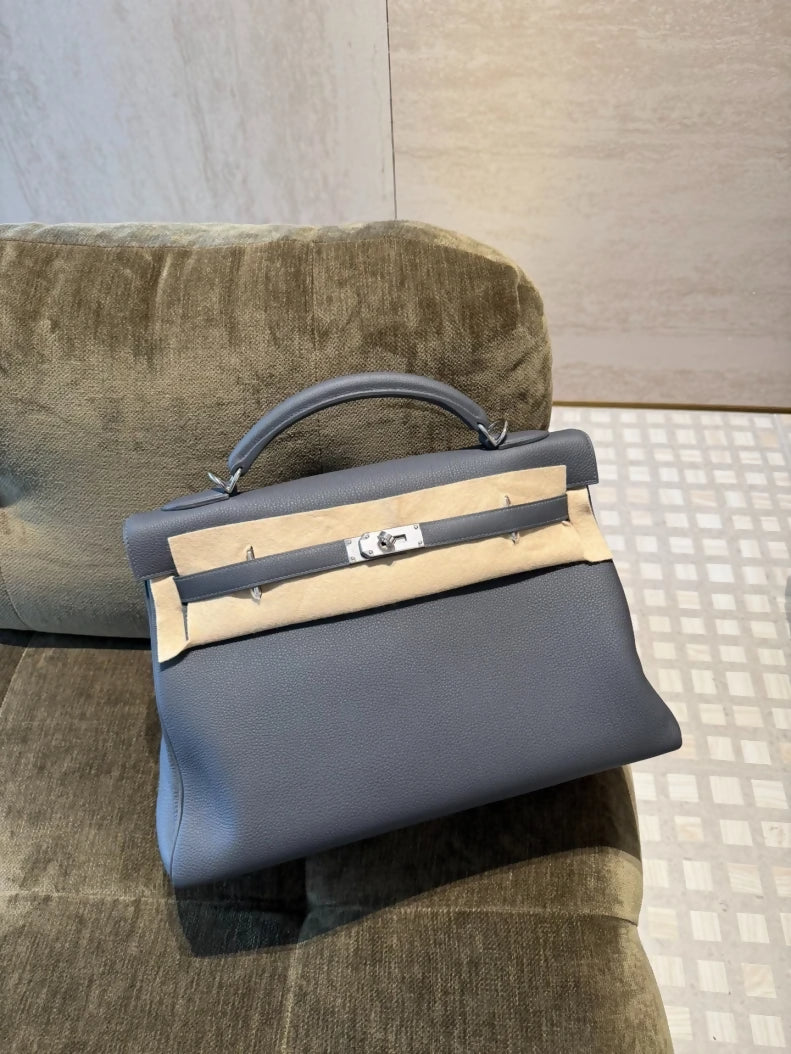 Hermès Kelly 42 Maxi Grey Togo Palladium Hardware