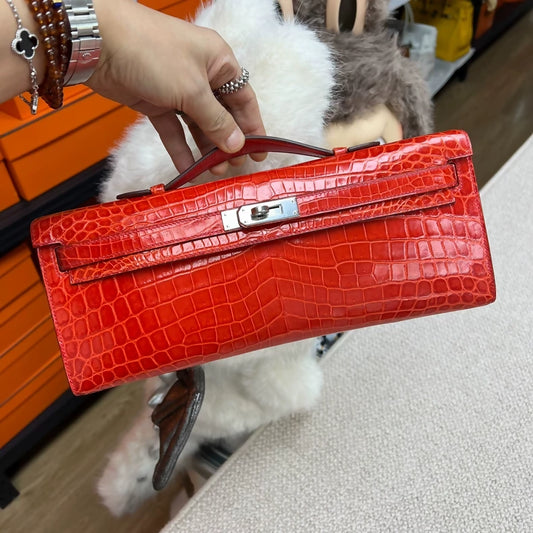 Hermès Kelly Cut D5 red shiny crocodile palladium hardware