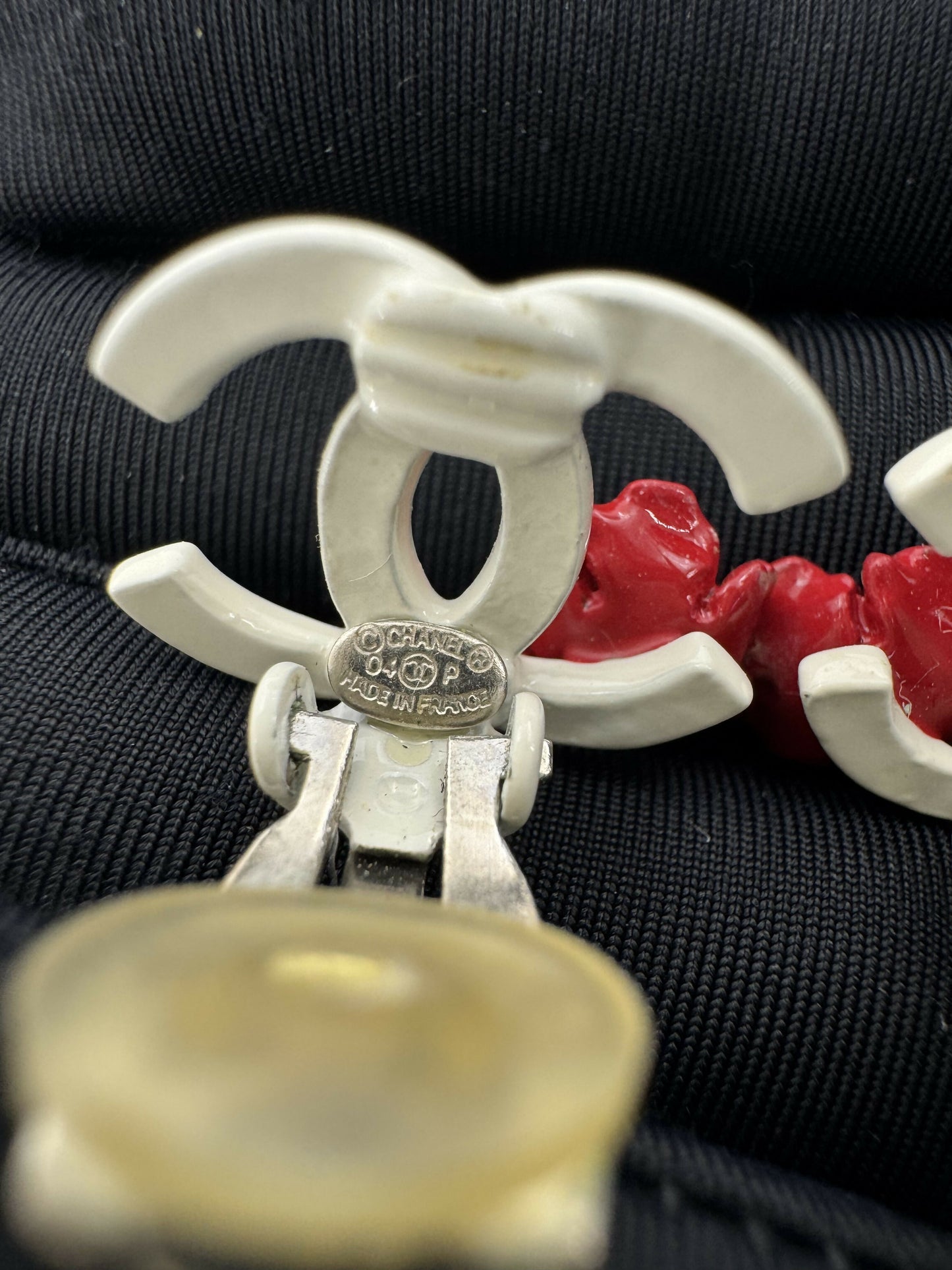 Chanel Vintage 04P Resin Red Flower Clip On Earrings