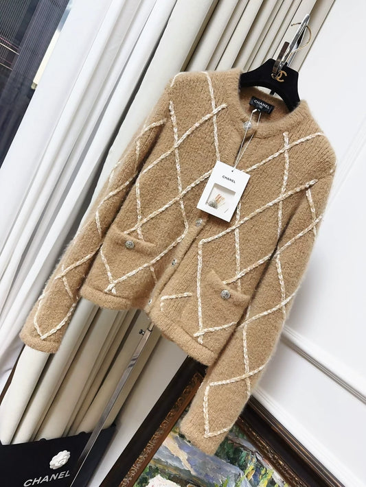 Chanel 23N Coco Neige Ski Khaki Teddy Knit Cardigan