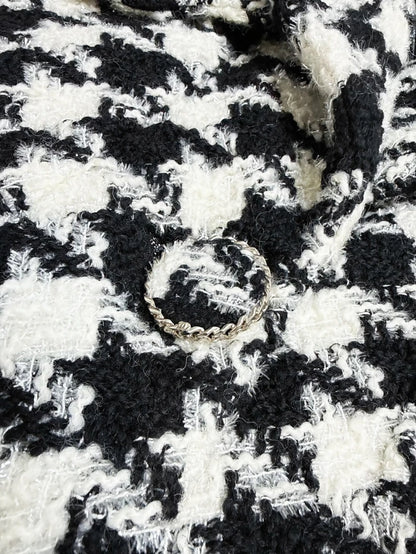 Chanel 19K black & white Houndstooth Long Coat