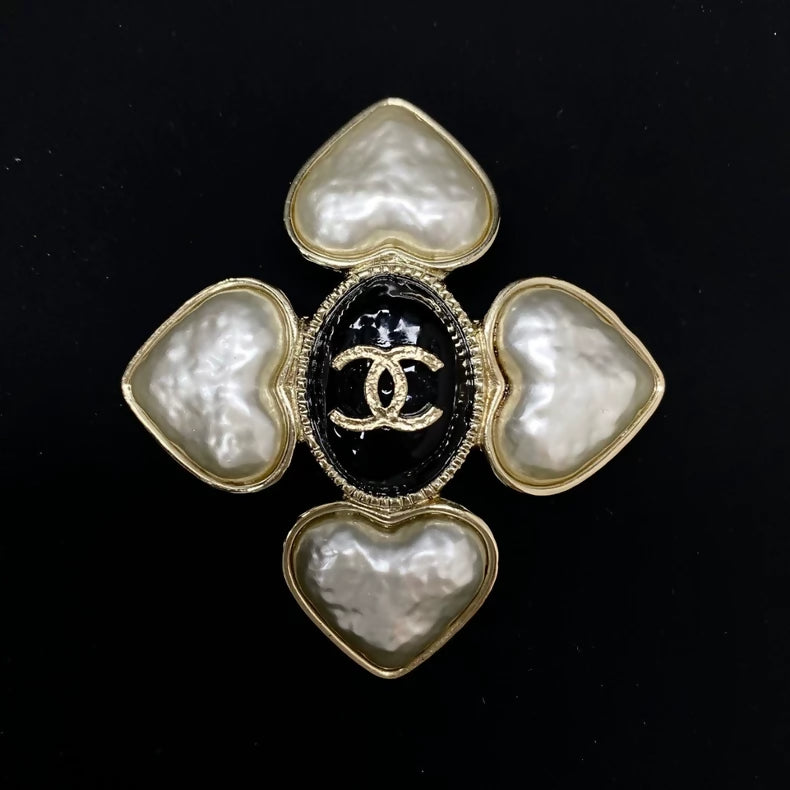 Chanel 22c white pearl heart flower double C brooch
