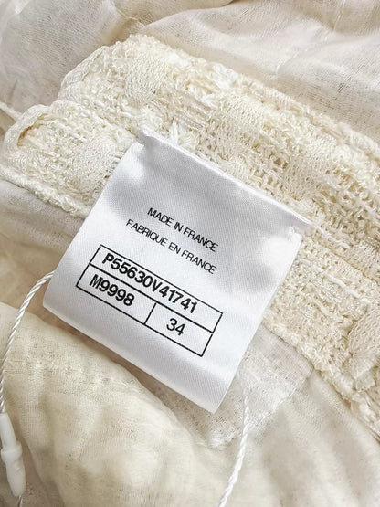Chanel 2017 ecru tweed Jacket,