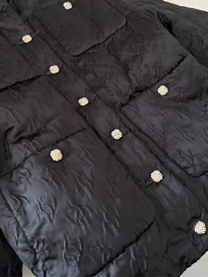 Chanel 25A black print cc logo coat