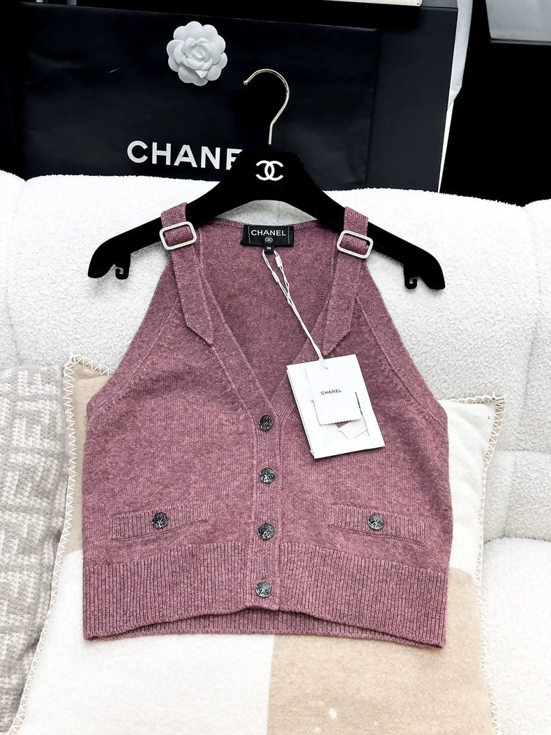 Chanel 25A pink knit vest