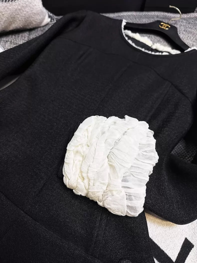 Chanel 2013 black and white long-sleeved dress