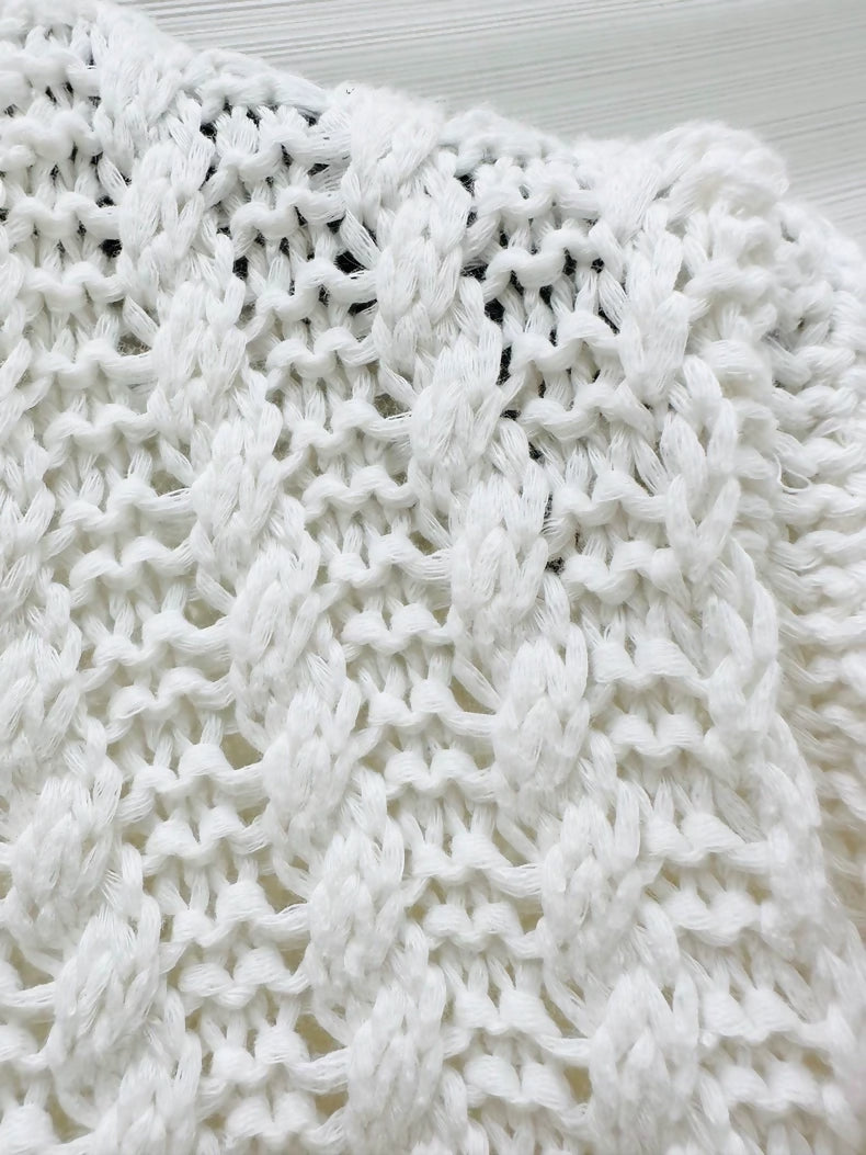 Chanel 26C white knit cardigan, F40