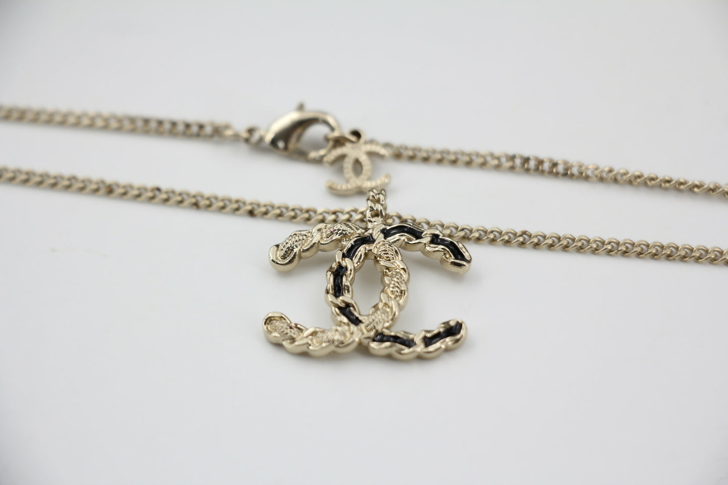 Chanel A20S Leather-threaded Metal Black Gold CC Necklace