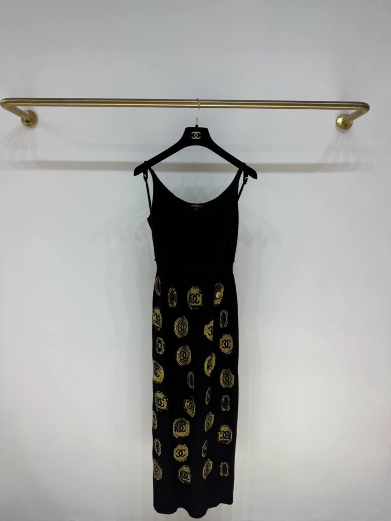 Chanel 21A black & gold cashmere dress