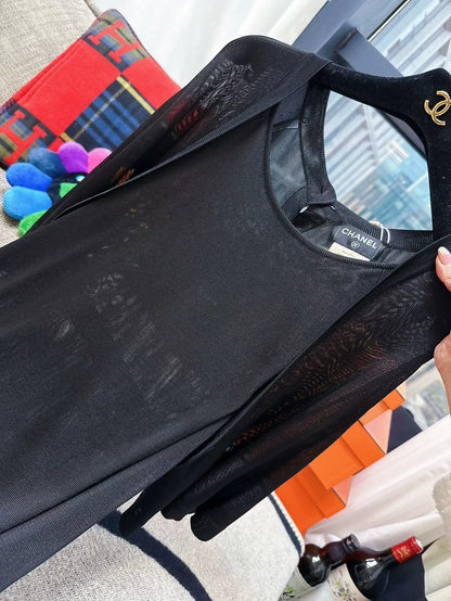 Chanel black cape-style short-sleeved knit dress
