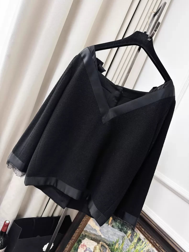 Chanel 2010 Black Satin Bow-Tweed jacket
