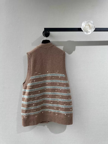 Chanel 24k brown  knit V-neck cardigan