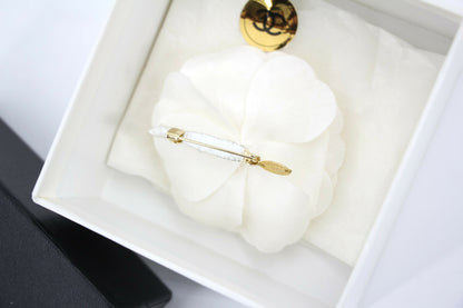 Chanel Vintage 81-85 Fabric White Camellia Brooch