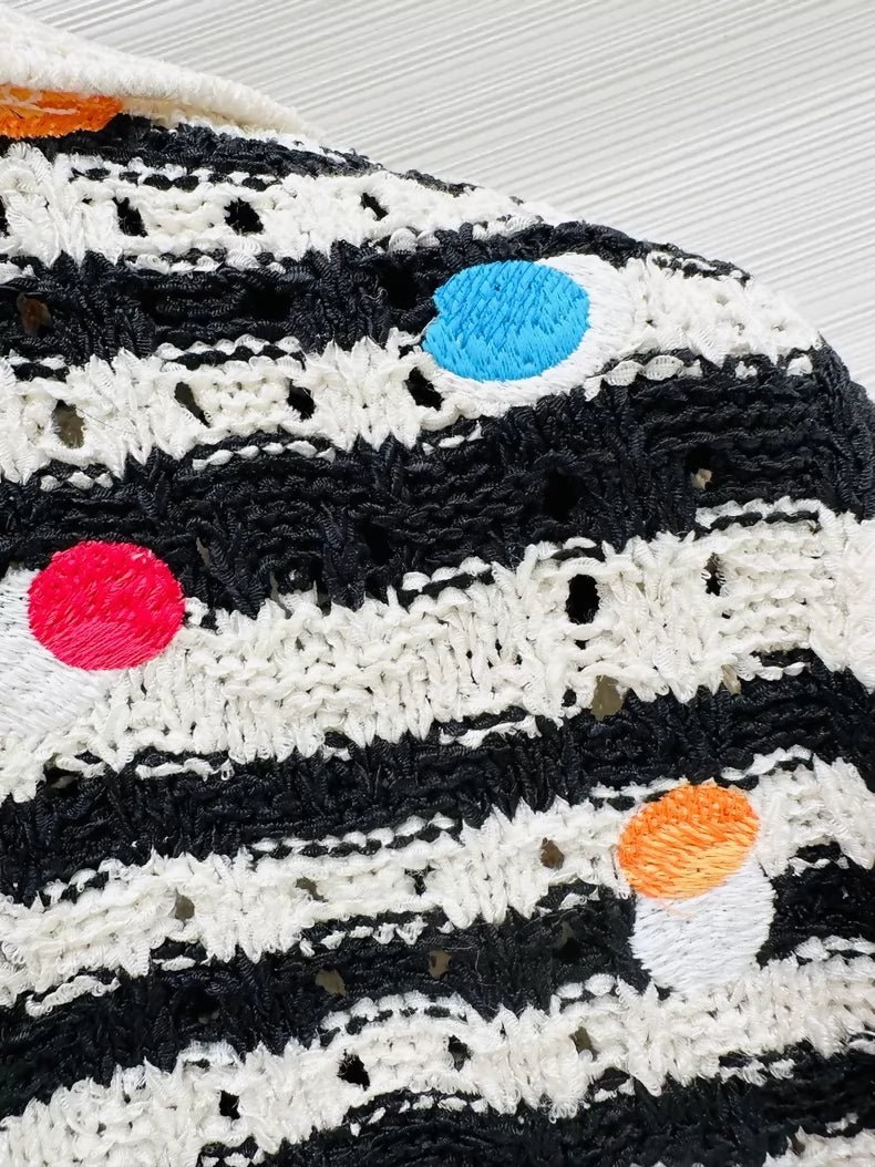 Chanel black and white striped polka dot knit top with double C rhinestone buttons, navy style, openwork, F34,