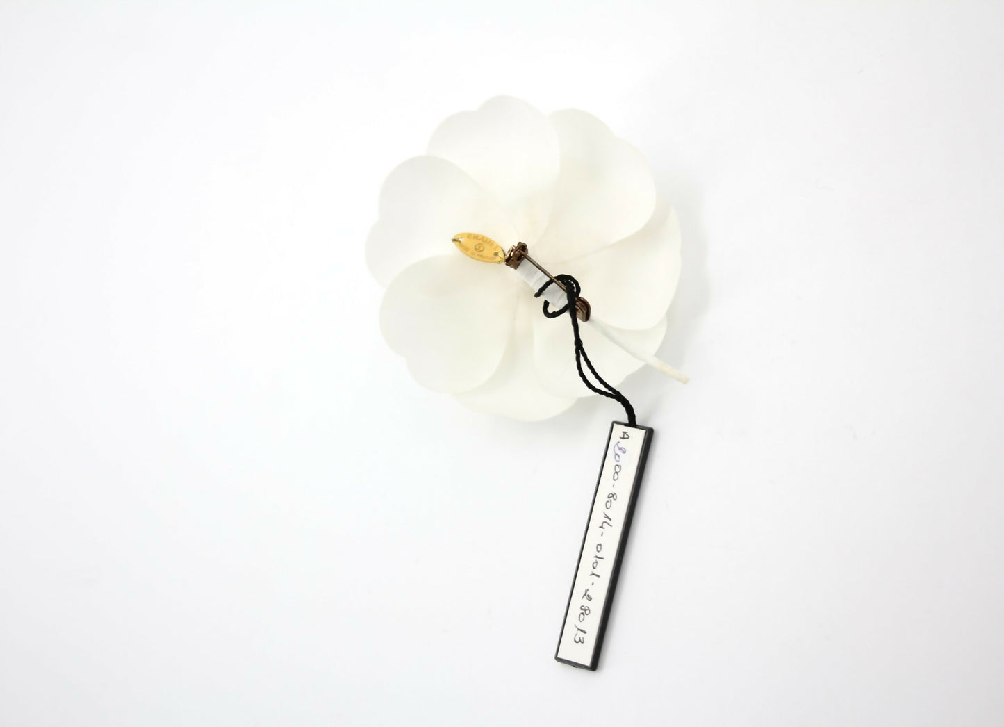 Chanel Vintage 81-85 Silk Small Size White Camellia Brooch