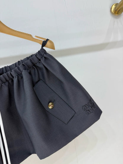 Miumiu 25 autumn and winter new dark blue mini skirt