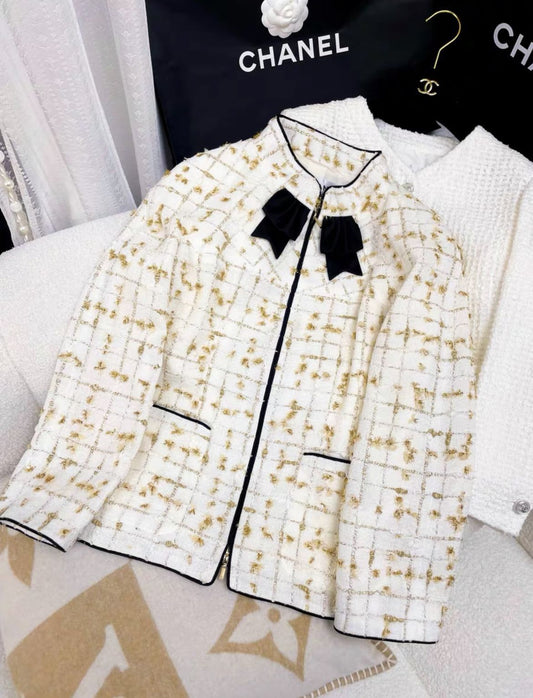 CHANEL Chanel 19S Beach Collection Jacket - 38 Jacket - Used fashion item from Wararni