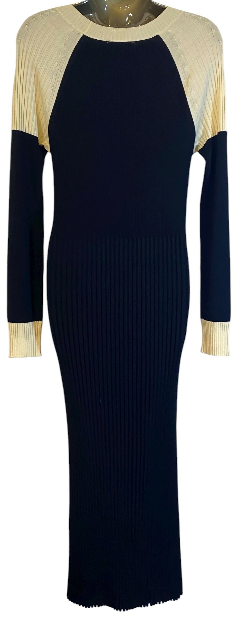 CHANEL 2019 MAXI BLACK CREAM RIBBED WOOL KNIT DRESS FR 44