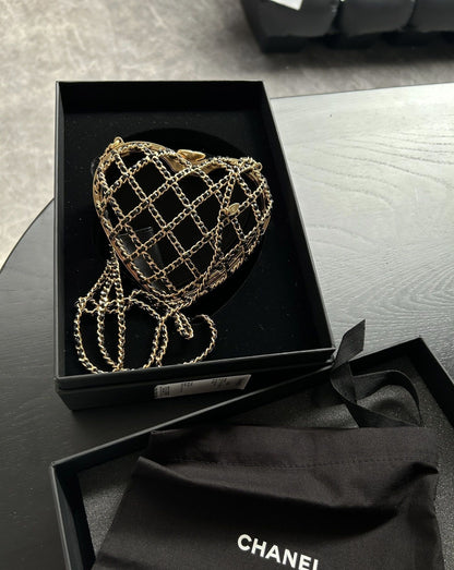 chanel 23s heart bag