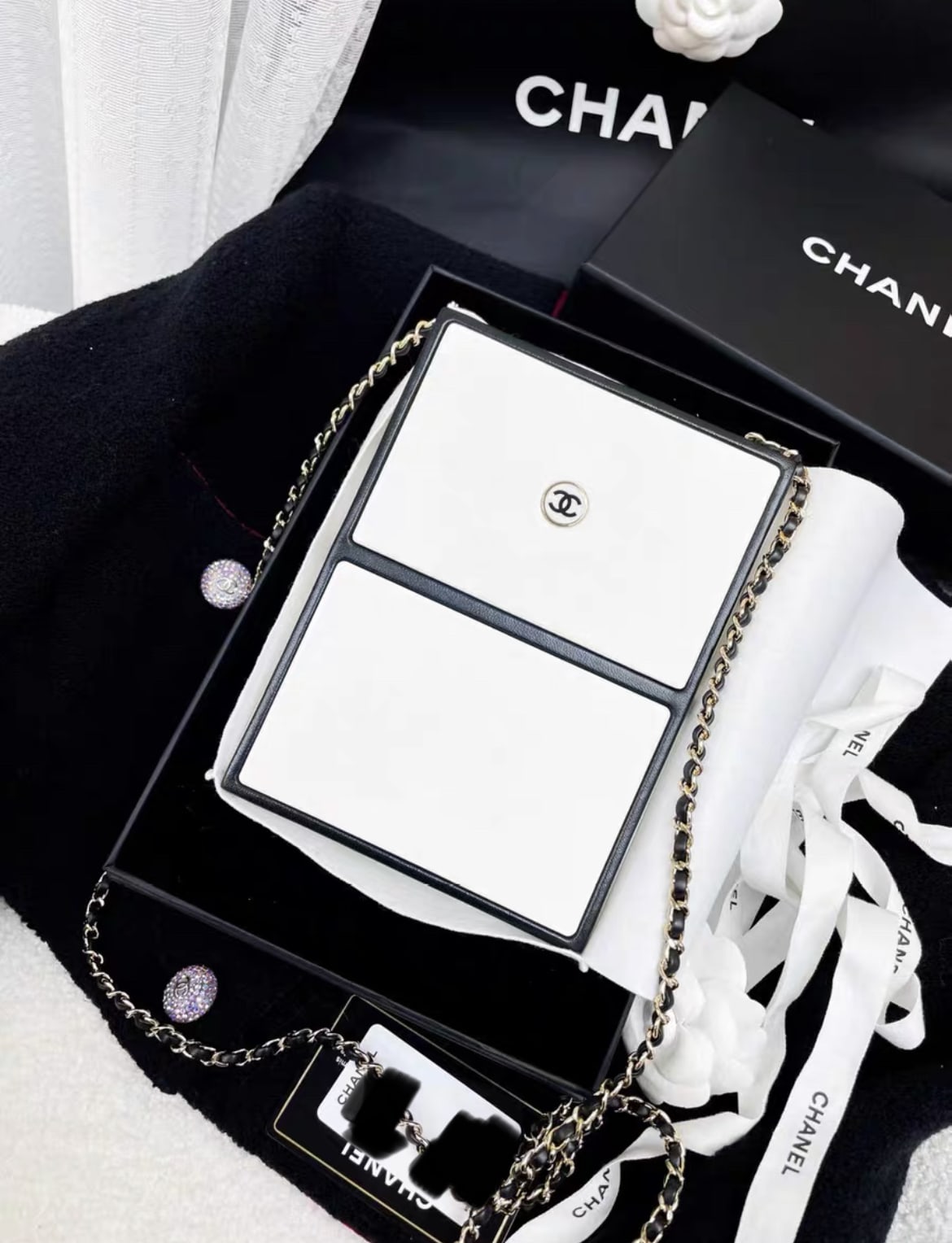 CHANEL 21SS A LIMITED EDITION WHITE & BLACK LEATHER CHANEL NO. 5 PARFUM BOX CLUTCH