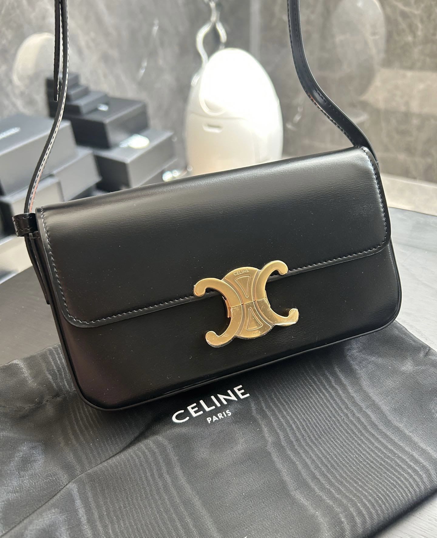 Celine Arc de Triomphe Shoulder Bag – Wararni.com Celine Arc de Triomphe Shoulder Bag – Wararni.com
