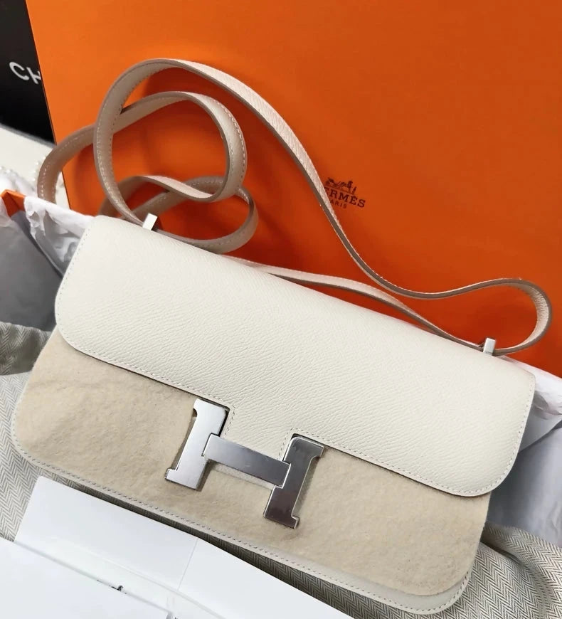 Hermes Constance Elan, size 10 craie palladium hardware