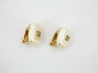 Chanel Vintage 95A Imitation Pearl Rectangular CC Clip-on Earrings