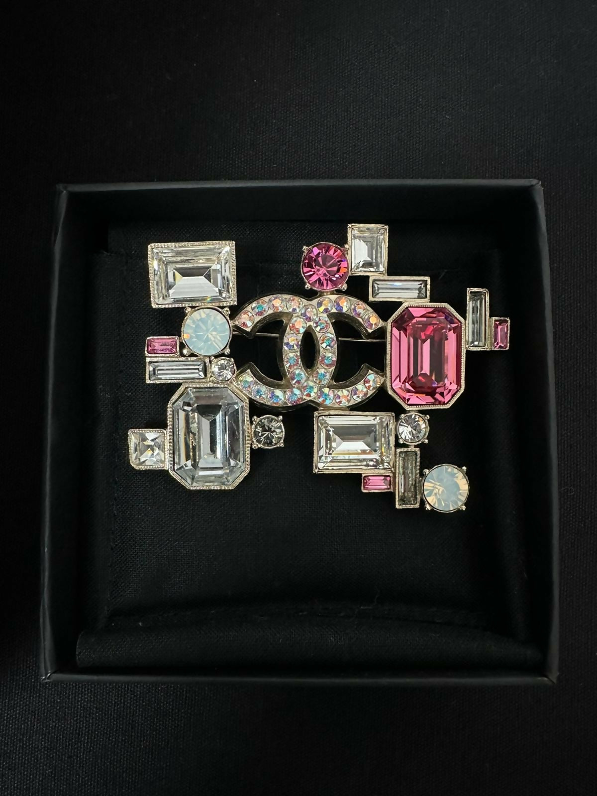 Chanel Vintage 2005 Rhinestone Geometric Pink Silver Tone Brooch