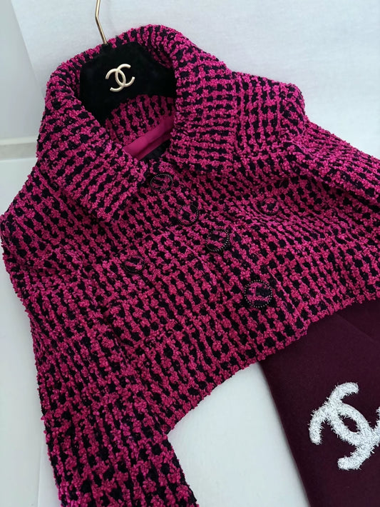 Chanel 16K Fuchsia Houndstooth Jacket