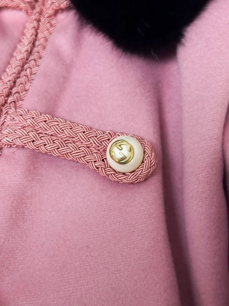 g*m様 GUCCI ロングコート 40 ピンク Gucci Pink wool coat with mink collar – Wararni.com