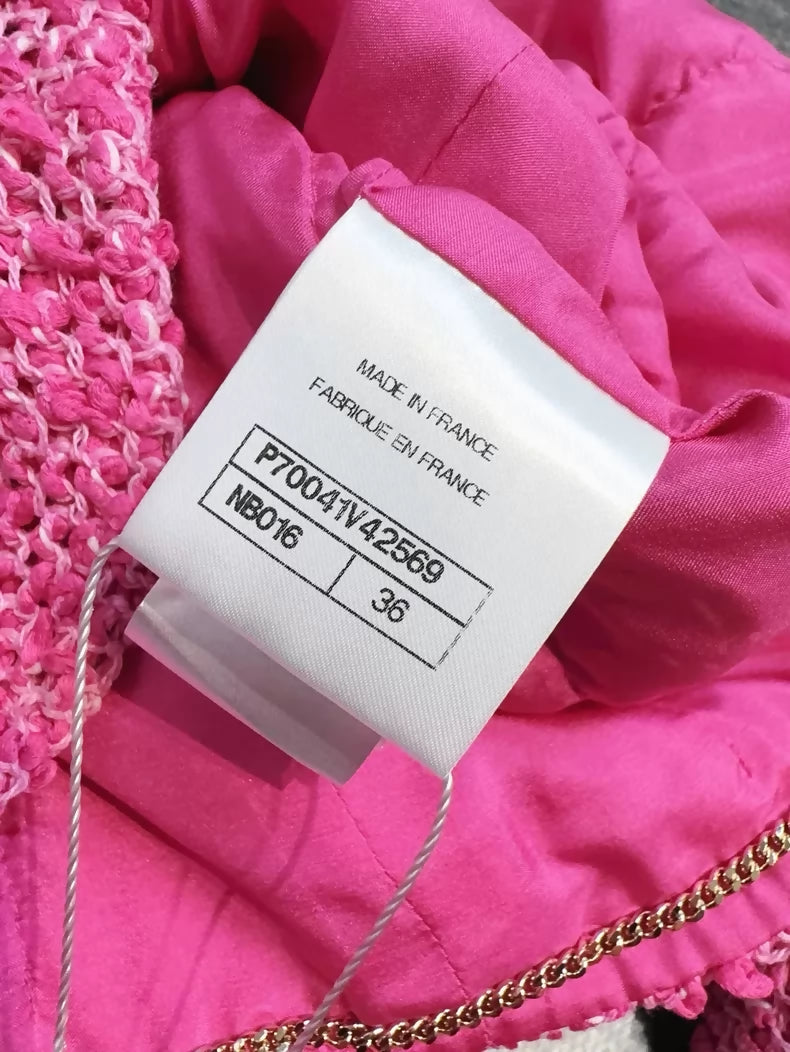 Chanel 21C rose pink tweed jacket