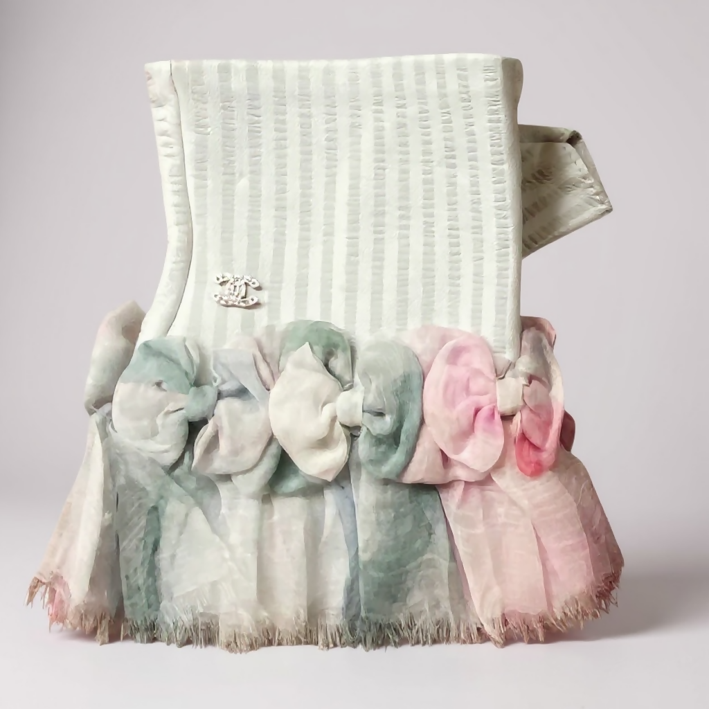 Rare Chanel 13C Paris-Versailles Mint Green Leather Silk Bows CC Fingerless Gloves Size 7.5